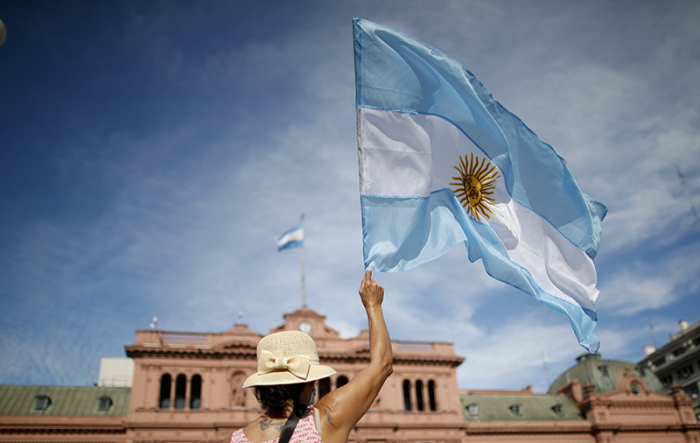 Argentinada 15 deputat rasmiylardan BRIKSdan voz kechishlarini oqlashni talab qildi