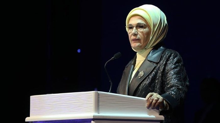 Emine Erdo‘g‘an: Turk xalqi zilziladan keyin misli ko‘rilmagan birlik namoyish etdi