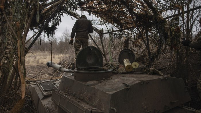 Evropa AQSh tufayli Ukraina Qurolli kuchlariga harbiy yordamni ikki baravar oshirishi kerak