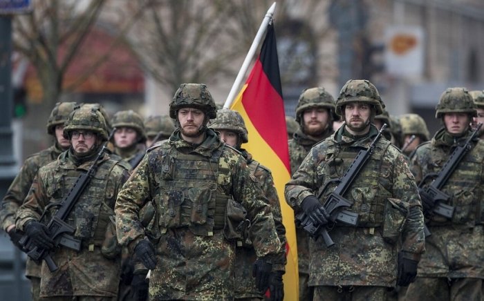 Germaniya Mudofaa vazirligi rahbari harbiy xarajatlarni oshirish tarafdori ekanligini aytdi