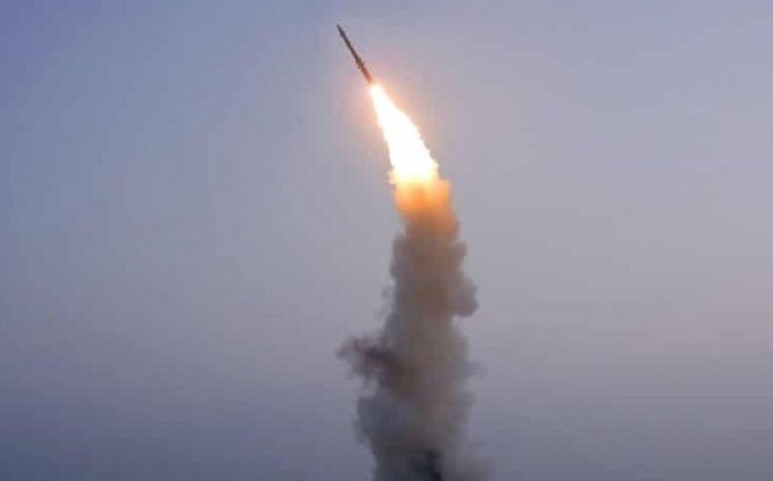 Shimoliy Koreya yangi zenit-raketa va qanotli raketa kallaklarini sinovdan o‘tkazdi