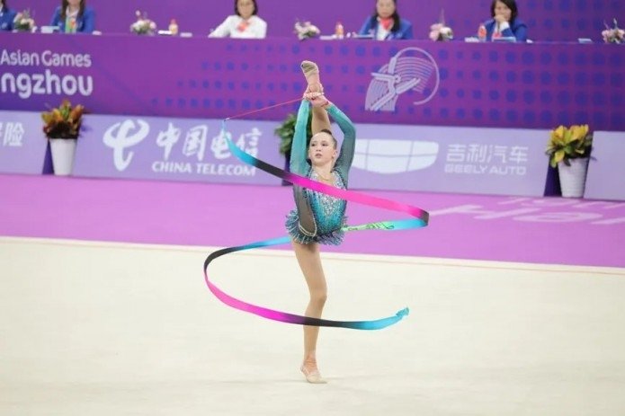 Taxmina Ikromova Ispaniyadagi gimnastika bo‘yicha Gran-prida uchta kumush medalni qo‘lga kiritdi