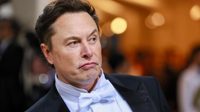 Tesla va SpaceX top-menejerlari Mask bilan birga giyohvand moddalarni iste’mol qilishdi
