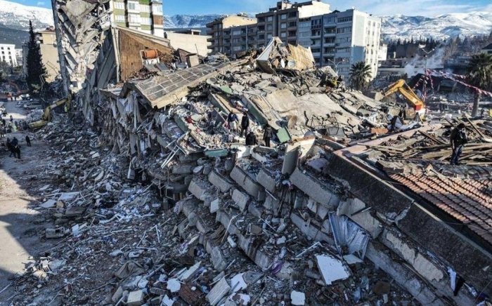 Turkiya janubi-sharqida sodir bo‘lgan dahshatli zilziladan beri bir yil o‘tdi