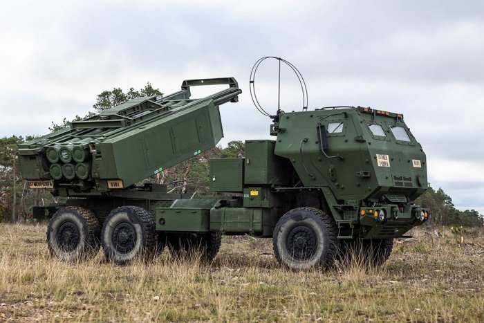 Yana bir AQShning HIMARS MLRS jangovar avtomobili yo‘q qilindi